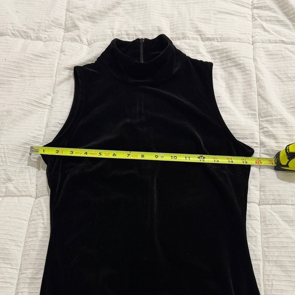 RD Style Black Stretch Velvet Midi Dress - Picture 3 of 8